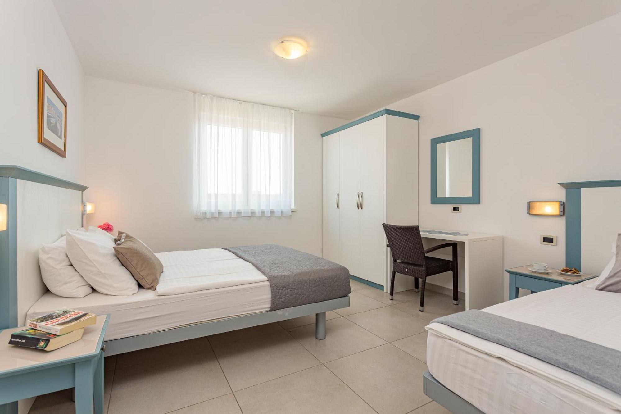 Aparthotel Superior Del Mar 4*